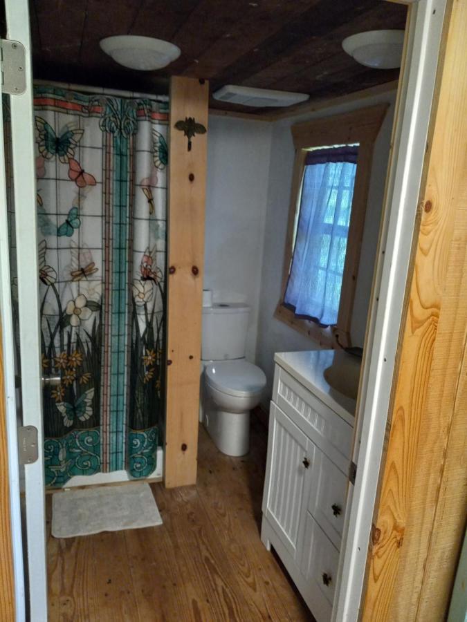 Adorable 1 Bedroom Honey House Rusk Εξωτερικό φωτογραφία